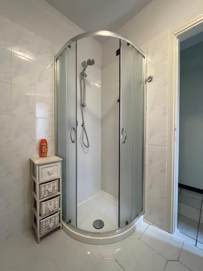 Gabbinoholidayhome Appartamento In Suggestiva Corte Como Exterior foto